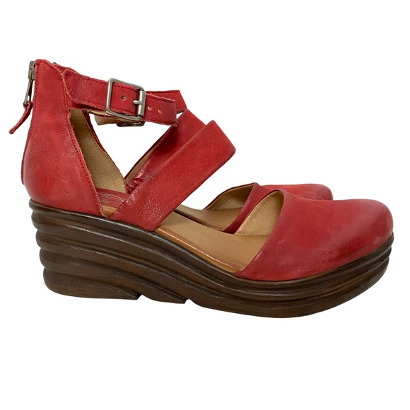 Miz Mooz Shoes - Miz Mooz Amia Wedge Mary Jane Shoes Womens Size 9 39 Red Closed Toe Sandal